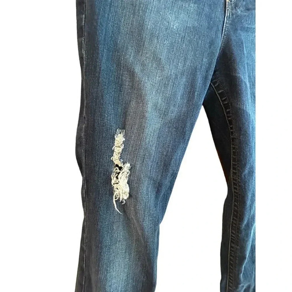 Kut from the Kloth women’s jeans size 10 medium wash straight leg - Picture 3 of 9